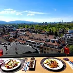 Blue Iris, 2Br, Workspace, Jacuzzi And Stunning Views