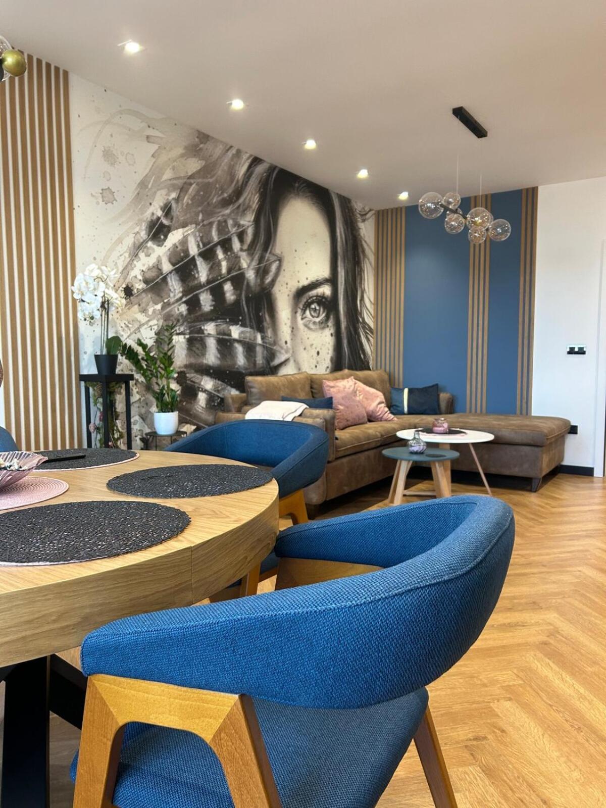Blue Iris, 2br, Workspace, Jacuzzi And Stunning Views *