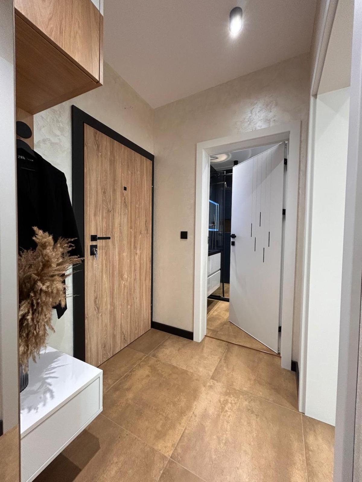 Blue Iris, 2br, Workspace, Jacuzzi And Stunning Views Apartment *