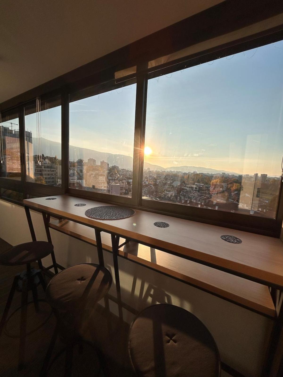 Blue Iris, 2br, Workspace, Jacuzzi And Stunning Views * Sofia