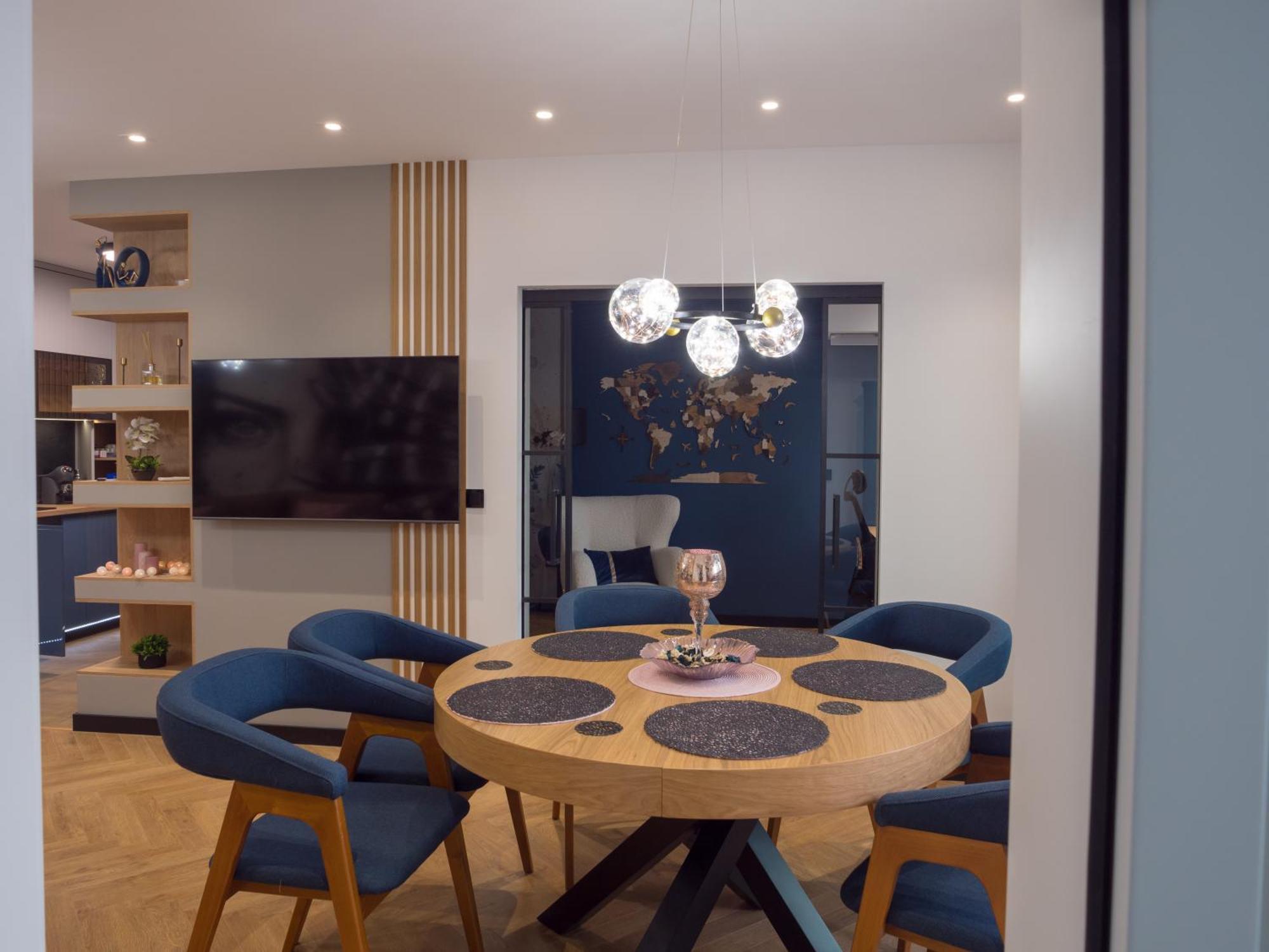 Blue Iris, 2br, Workspace, Jacuzzi And Stunning Views Apartment