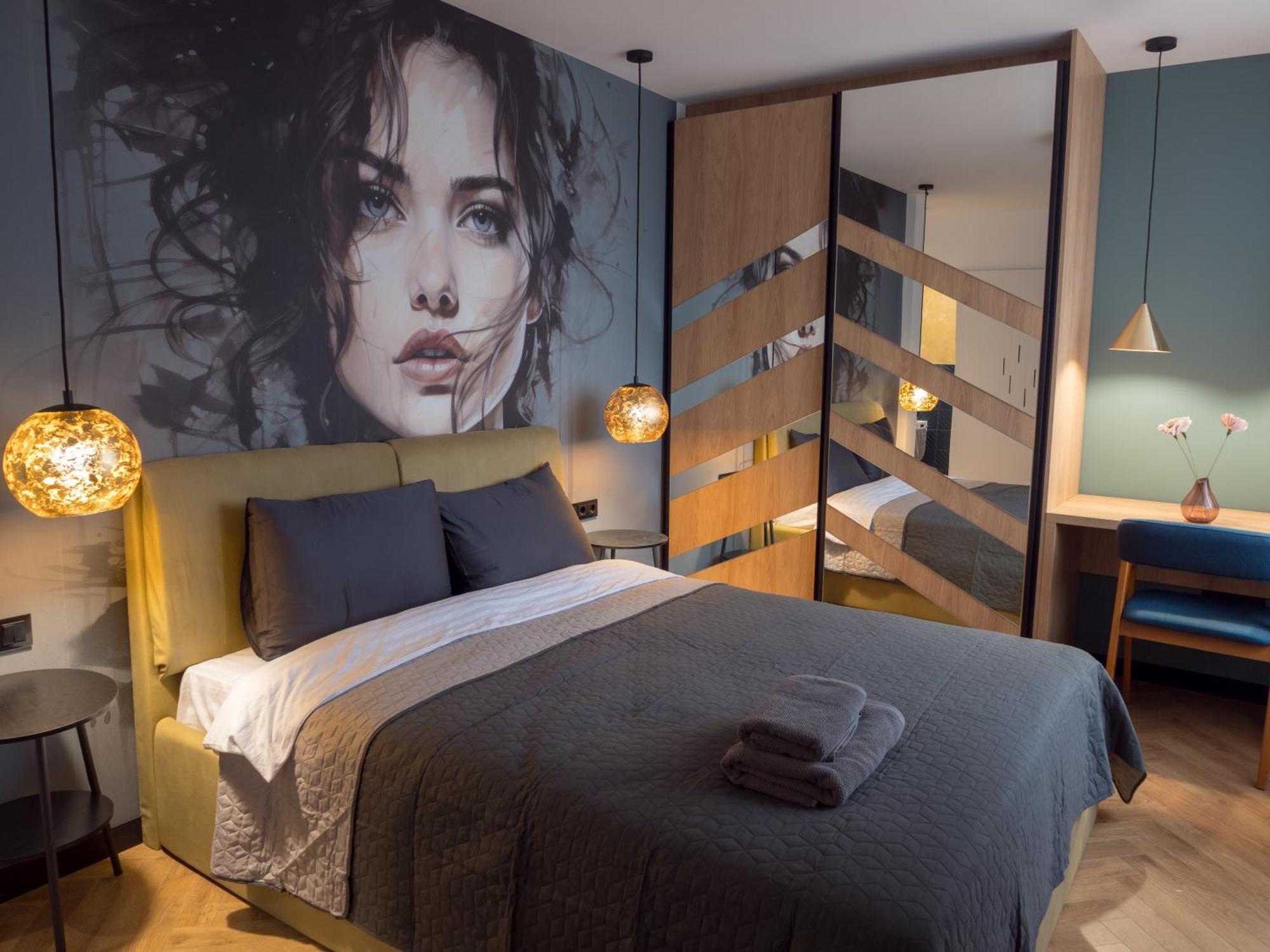 Apartemen Blue Iris, 2br, Workspace, Jacuzzi And Stunning Views